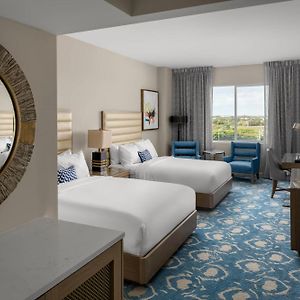 Classic  Queen Room Mobility accessible